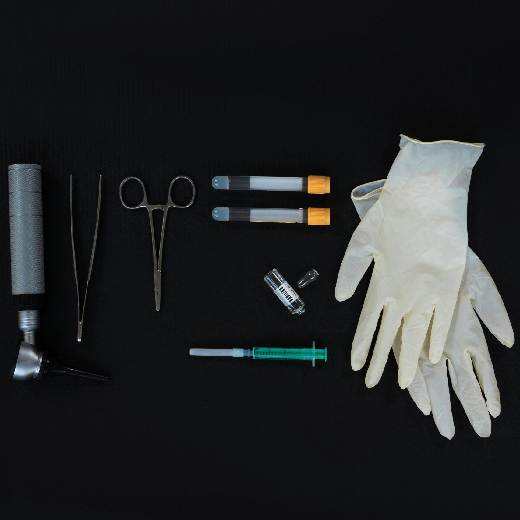 pexels-mikhail-nilov-7470822